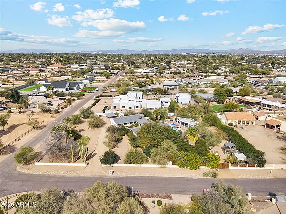 2nd image of 6602 E Paradise Drive #-