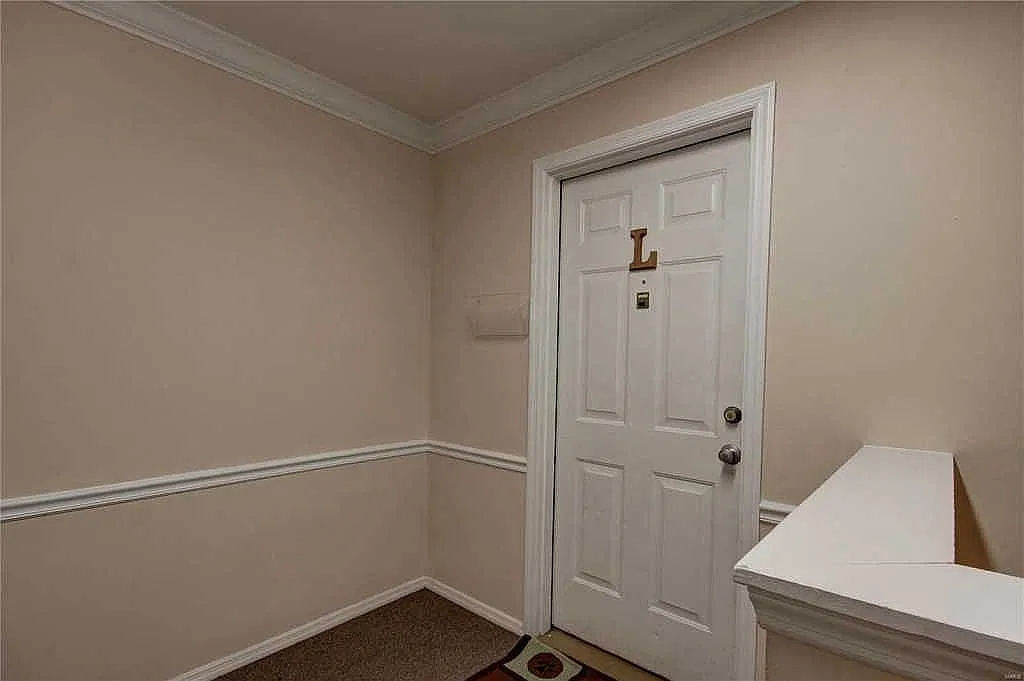 2 bed, 864 sqft, $1,350 — Photo 3