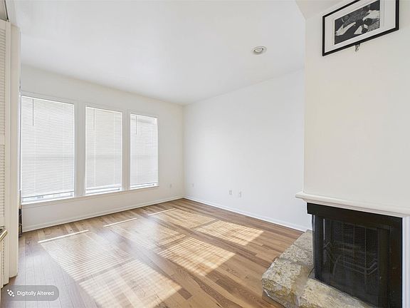 2nd image of 2529 Rio Grande St Unit 24