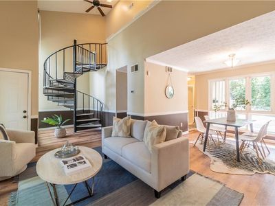 926 Cedar Crk S, Marietta, GA, 30067