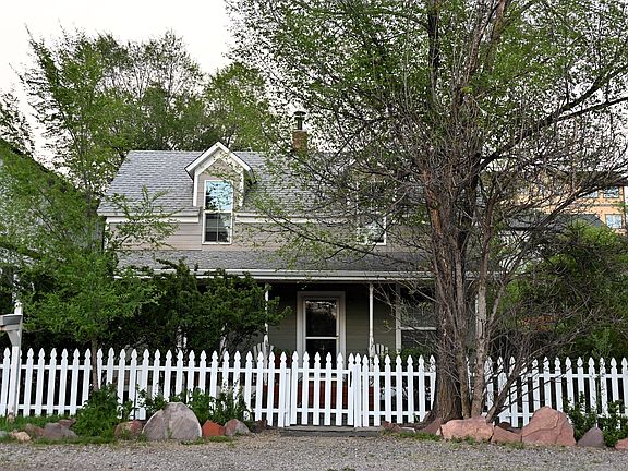 2nd image of 332 Howard St