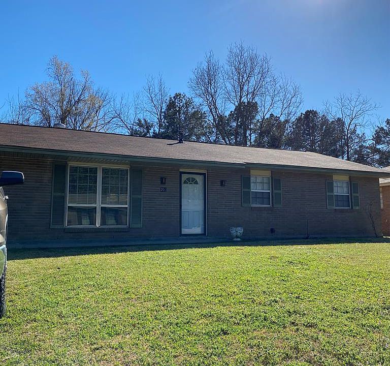 1st image of 208 Katherine Dr