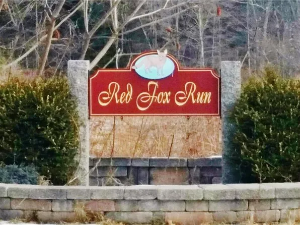 6 Red Fox Run, Canton, CT 06019