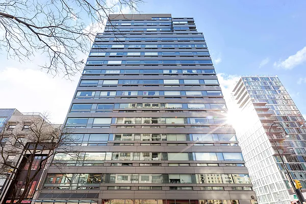 Rented by Compass | media 24