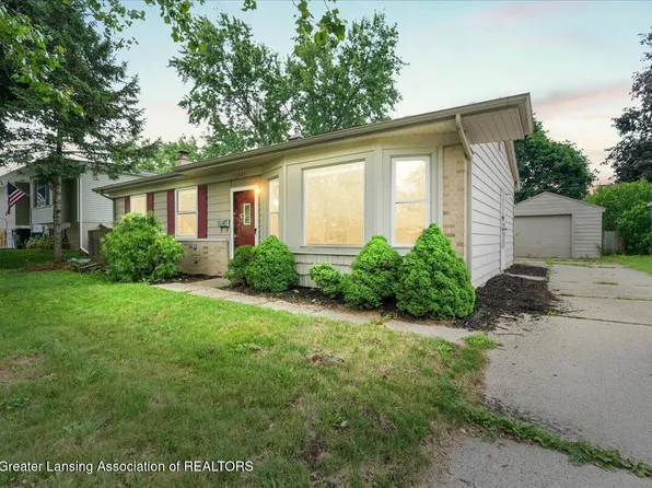 3261 Hepfer Rd, Lansing, MI 48911