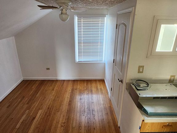 2nd image of 2405 E Mill Plain Blvd