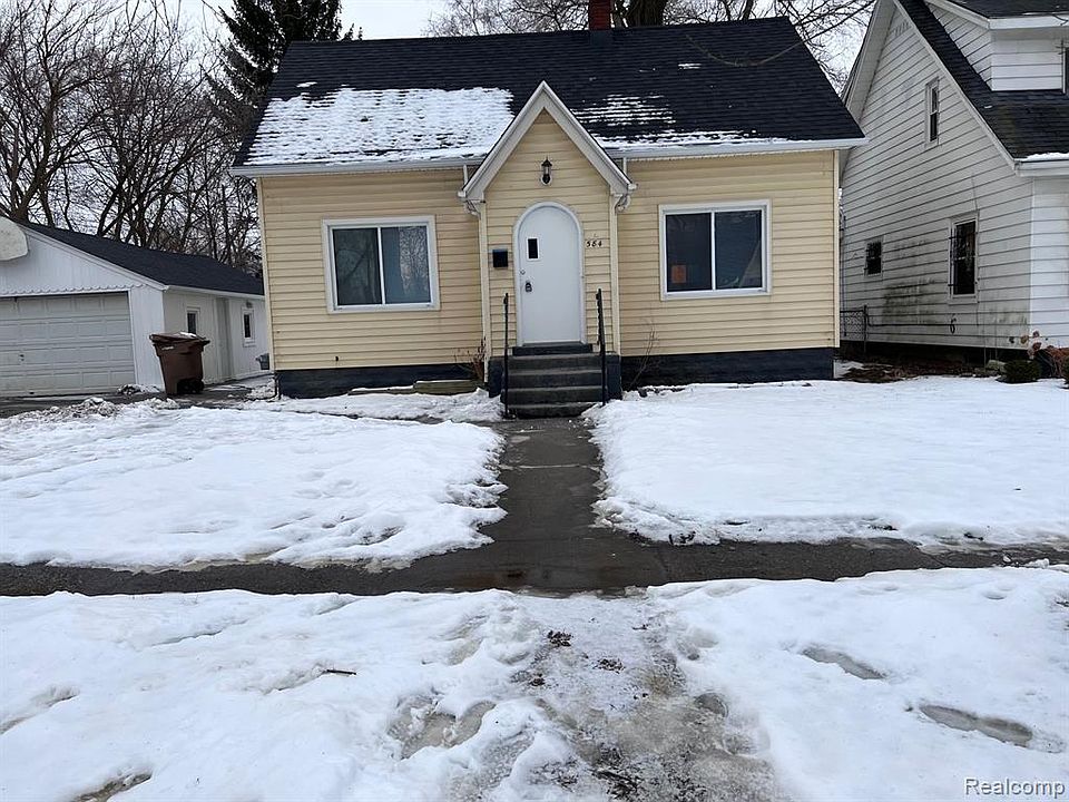 1st image of 584 E Tennyson Ave