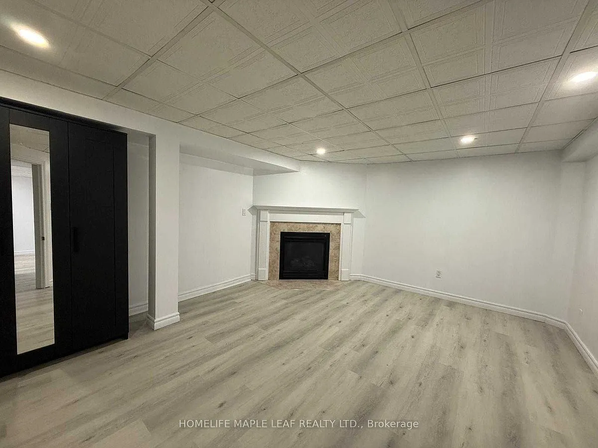 Building Photo - 127 Kearney Dr