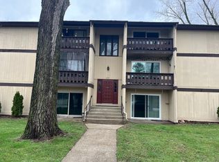 1115 Old Lincoln Hwy APT E, Schererville, IN 46375