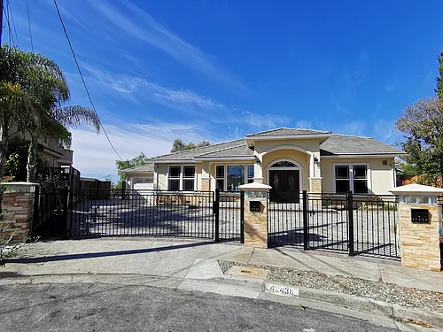 42438 Alvaniece Ct Photo 1