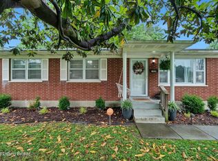 1924 White Oak Ln, Louisville, KY 40216