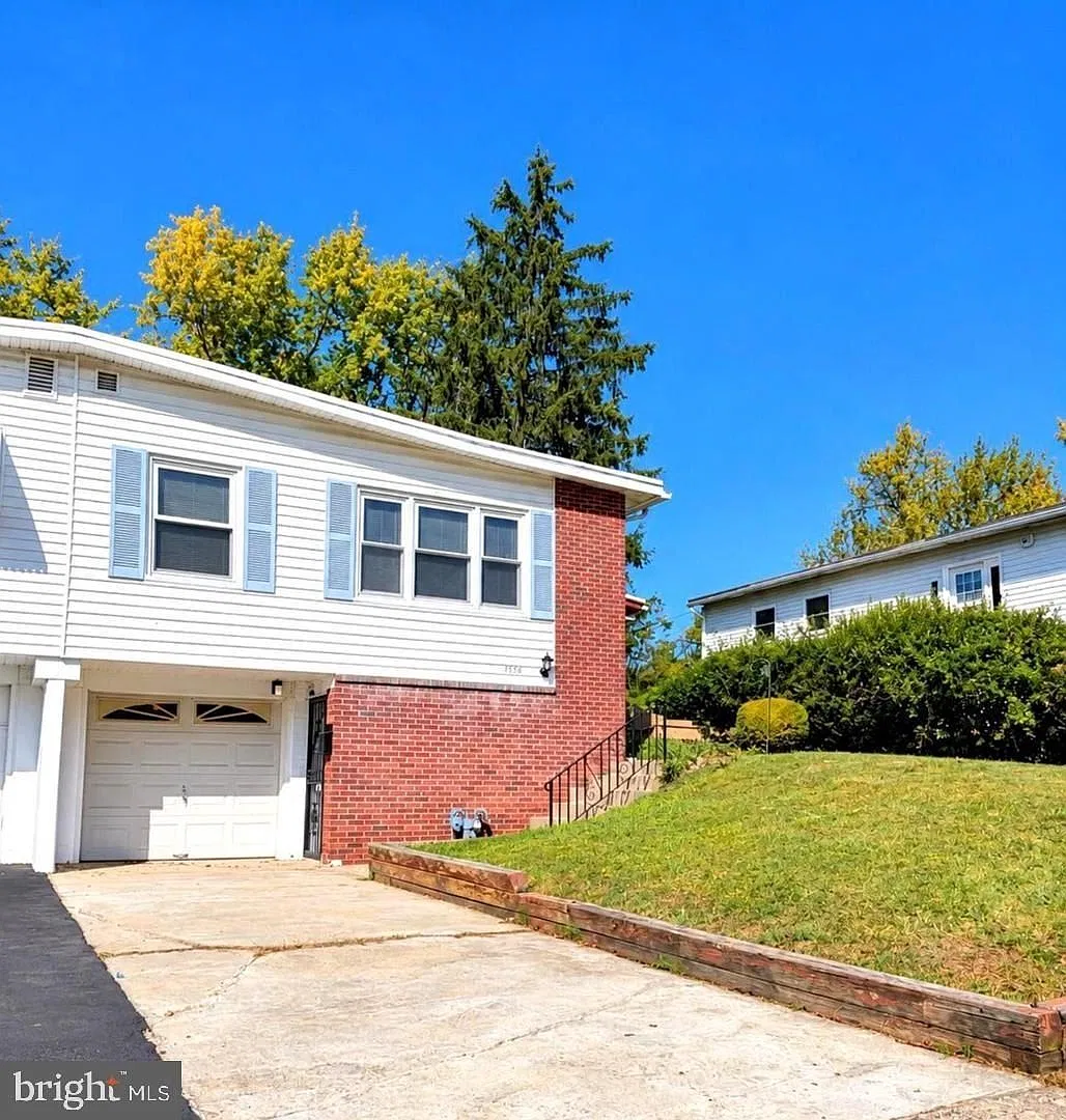 Updated 3BR/1.5BA Abington Home with Garage & Central Air — Photo 1