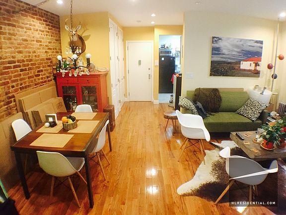 4th image of 2567 36th St