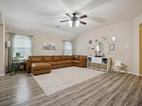 19330 S Cottonwood Green Ln, Cypress, TX 77433