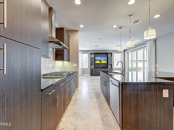 5th image of 9001 E SAN VICTOR Drive #1013