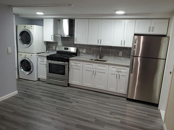 2nd image of 113 Park Ave #Ll