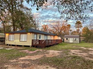 126 Holly Rdg, Onalaska, TX 77360