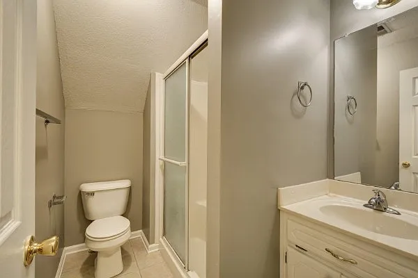 1634 Windriver Rd — Photo 24