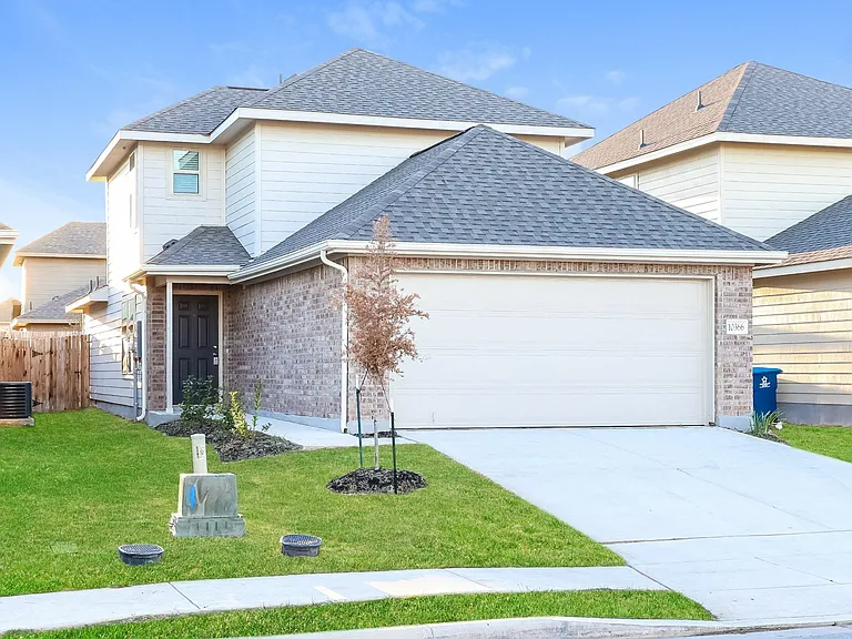 10366 Clearwater Way — Photo 3