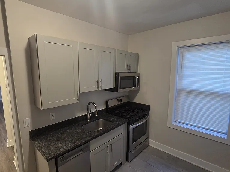3603 Kennedy Blvd #6 — Photo 1