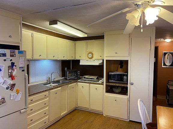3rd image of 4065 E University Dr Lot 293