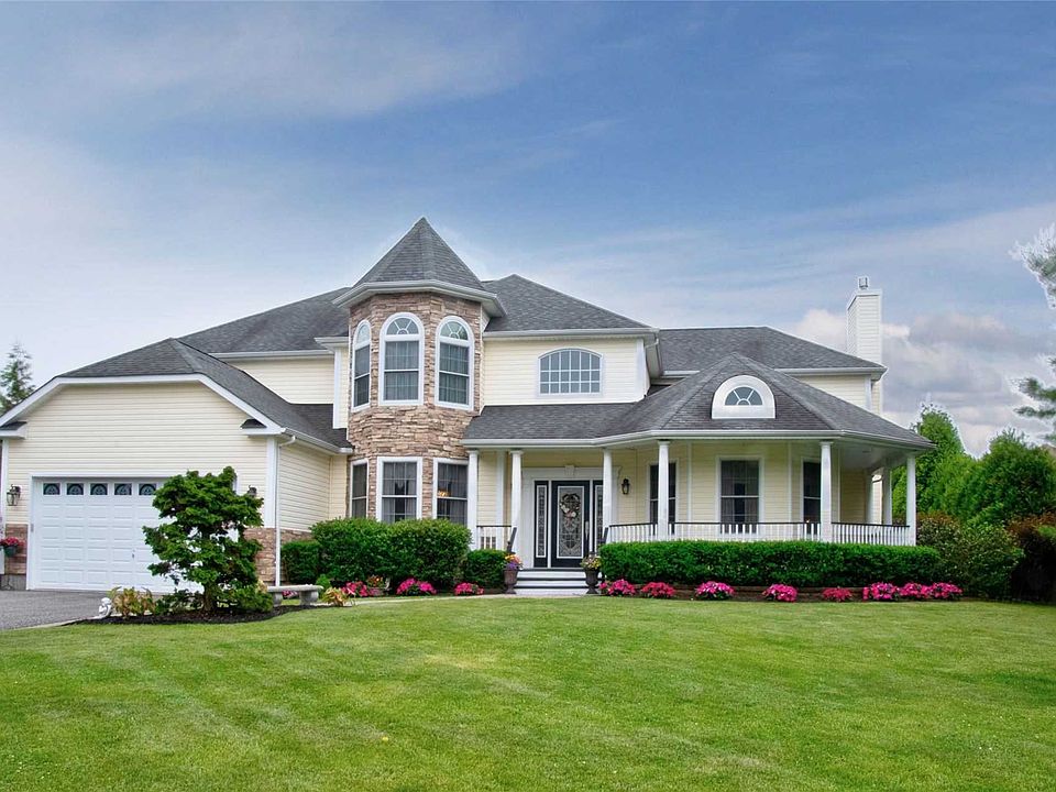 1st image of 8 Winmar Ln