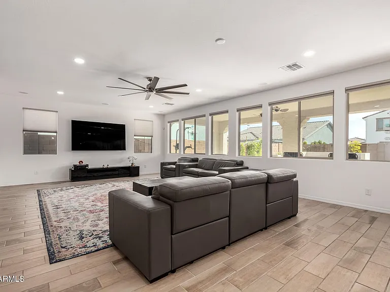 14059 W Hackamore Dr — Photo 9