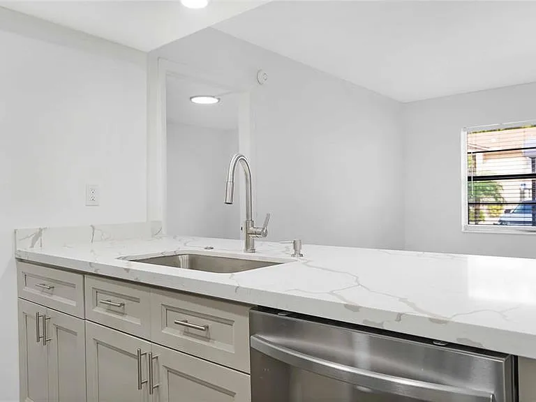 9466 Boca Cove Cir #303 — Photo 31