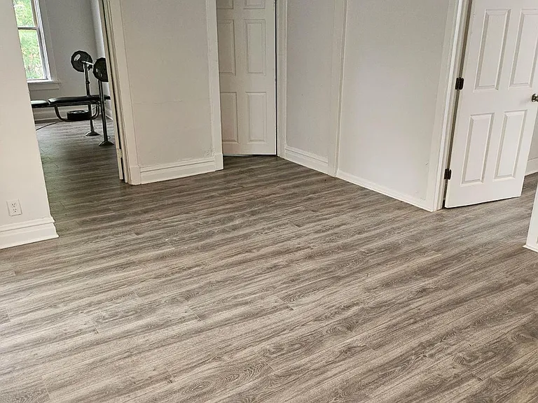 8542 S Lowe Ave #1 — Photo 4