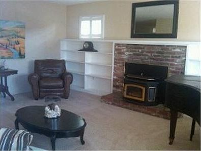 3rd image of 2565 Parker St