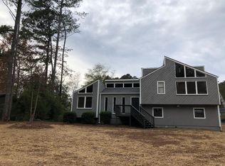 197 Castleair Dr NE, Kennesaw, GA 30144