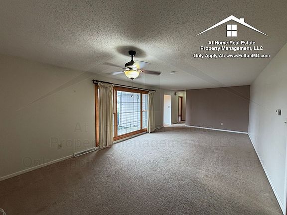 3rd image of 1803 N School Blvd