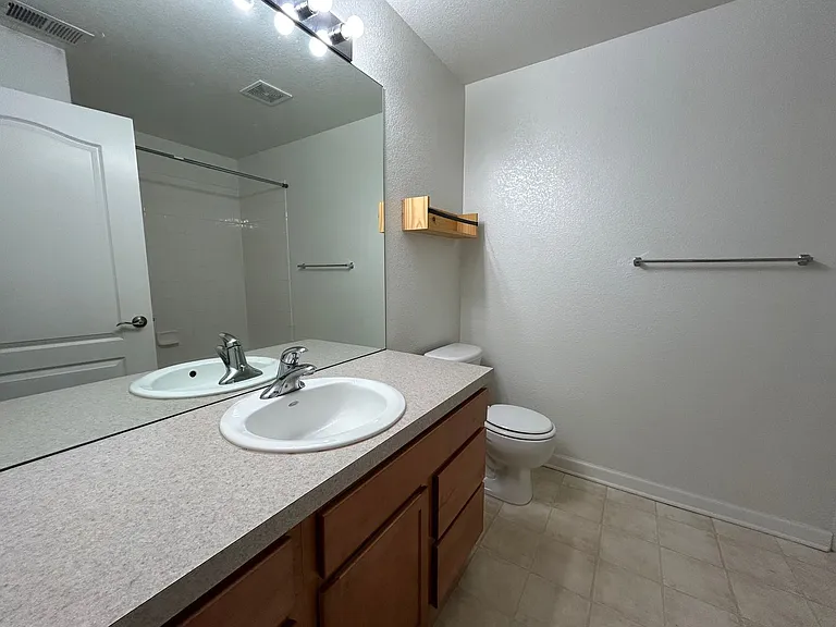 4645 Hahns Peak Dr — Photo 6