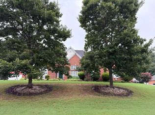 1009 SE McCoy Dr, Conyers, GA 30094