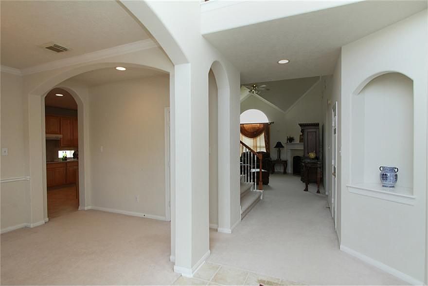 2nd image of 17110 Cobble Shores Dr