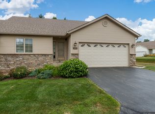 1401 Stone Bridge Xing #1401, Rockford, IL 61108