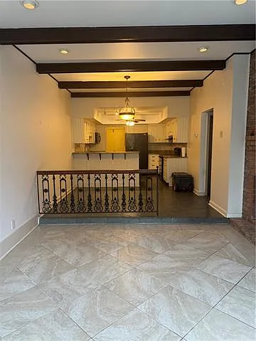 523 Burgundy St #1 — Photo 11