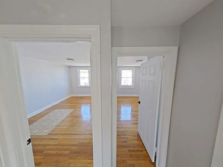3315 Indian Queen Ln — Photo 2