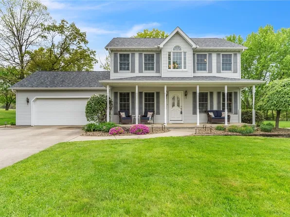 4793 Whippoorwill Dr, Hermitage, PA 16148