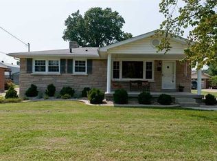 7708 Poinsettia Dr, Louisville, KY 40258