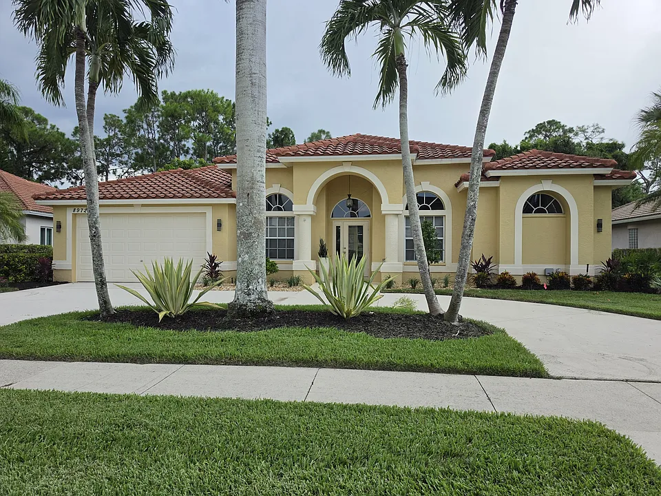 8972 Lely Island Cir
