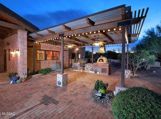 925 N Rancho Del Jefe Loop, Tucson, AZ 85748