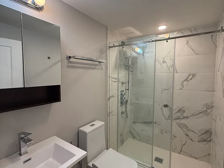 1710 N Marshall St #A — Photo 5