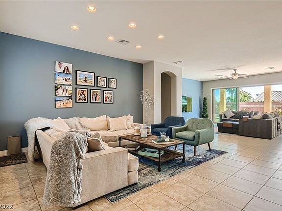 5th image of 8751 Desert Brook Cir