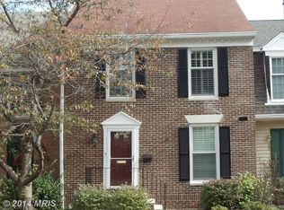 41 Parliament Ct, Baltimore, MD 21212