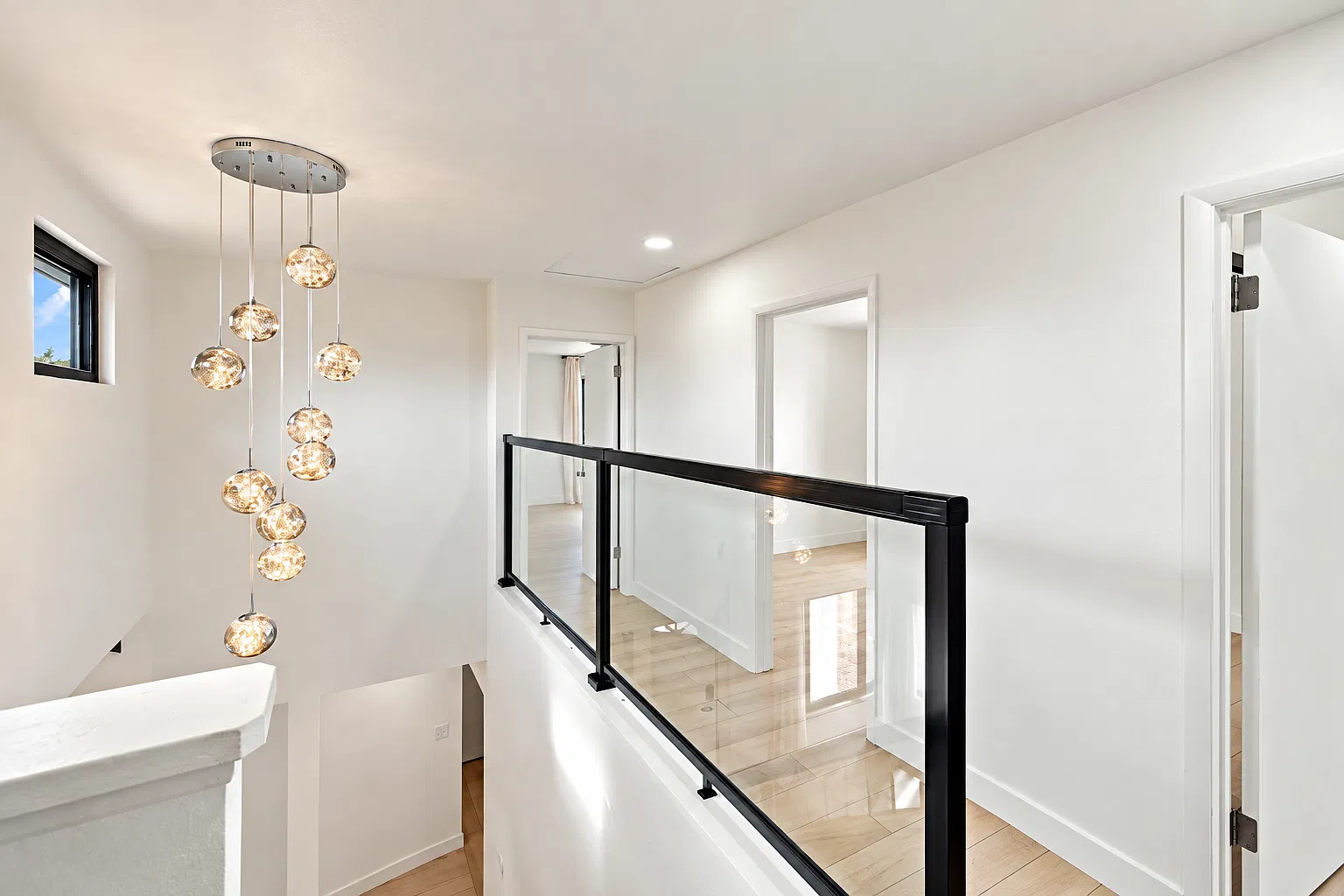 3 bed, 2.5 bath, 1576 sqft, $2,750 — Photo 2