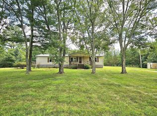 695 Pettijohn Creek Rd, Henry, TN 38231