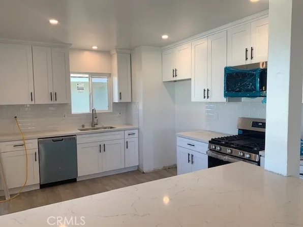 5340 J St, Oxnard, CA 93033