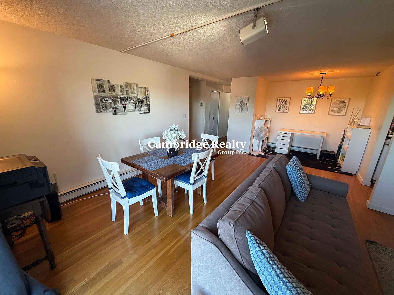 1 bed, 1.0 bath, 734 sqft, $2,250 — Photo 3