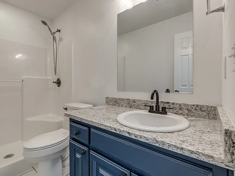 6151 Wooster St — Photo 11
